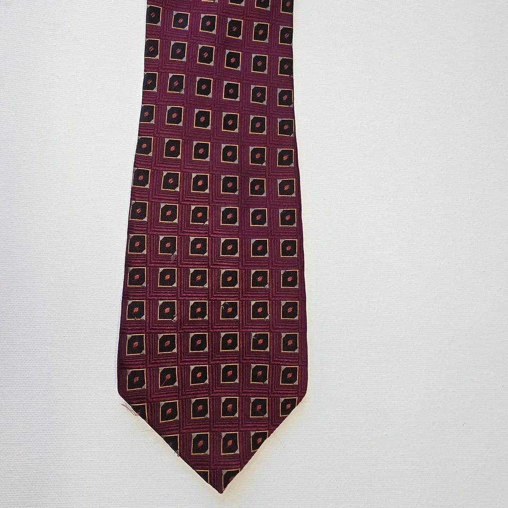 Bocara Men XL Silk Necktie Burgundy Black Gold Geometric Square Pattern Wide Tie